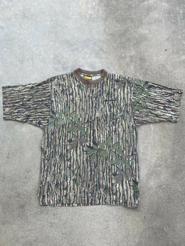 Vintage Sasquatch Brand Realtree Camo Pocket Tee (L/XL)