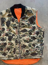 Load image into Gallery viewer, Vintage Duck Camo Vest (XL)
