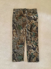 Load image into Gallery viewer, Vintage Wrangler Jeans Realtree Advantage Made in USA 38X30