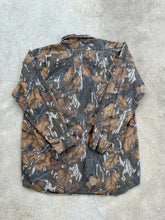 Load image into Gallery viewer, 90’s Mossy Oak Fall Foliage Camo Button Up (L) 🇺🇸