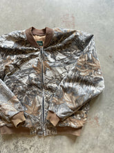 Load image into Gallery viewer, Vintage Gander Mountain Realtree Camo Bomber (XL)