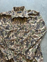 Load image into Gallery viewer, Vintage Duck Camo Lightweight Button Up Shirt (L)