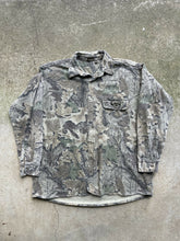 Load image into Gallery viewer, Vintage Spartan Realtree Advantage Camo Chamois (XL)