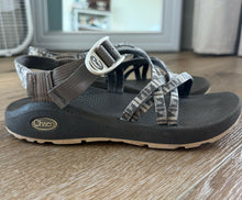 Load image into Gallery viewer, Women's Multi Strap Chaco