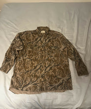 Load image into Gallery viewer, Vintage mossy oak original treestand button up (xl)