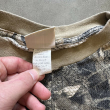 Load image into Gallery viewer, Vintage Mossy Oak Breakup Camo Shirt (3XL)