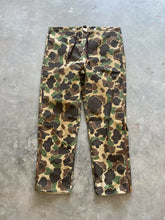 Load image into Gallery viewer, Vintage Duxbak Duck Camo Lightweight Pants (S)