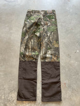 Load image into Gallery viewer, Vintage Wrangler Realtree Hardwoods Brush Pants (L-Tall)