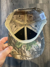 Load image into Gallery viewer, 2000’s Realtree Advantage Timber Camo Blank Strapback Hat