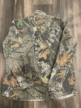 Load image into Gallery viewer, 2000’s Mossy Oak Breakup Camo Chamois Shirt (XL)