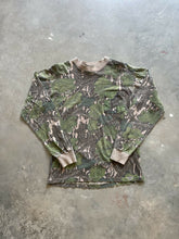 Load image into Gallery viewer, Vintage Mossy Oak Dull Foliage Camo Long Sleeve Shirt (S/M)