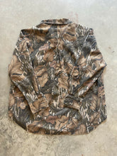 Load image into Gallery viewer, Vintage Custom Mossy Oak Fall Foliage Camo Button-Up Shirt (XL)