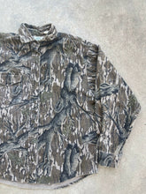 Load image into Gallery viewer, Vintage MossyOak Treestand Camo Chamios (S/M)