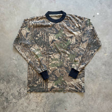 Load image into Gallery viewer, Vintage Realtree Camo Shirt (S)