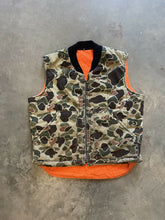 Load image into Gallery viewer, Vintage Duck Camo Vest (XL)