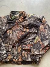 Load image into Gallery viewer, 2000’s Woolrich Mossy Oak Breakup Camo Jacket (2XL)