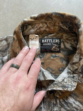Load image into Gallery viewer, Vintage Realtree Camo Chamois Shirt (L)