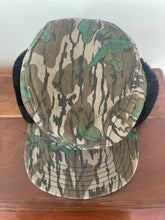 Load image into Gallery viewer, Mossy Oak Greenleaf Insulated Trapper Hat (M)