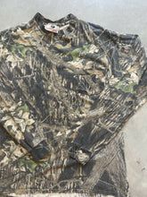 Load image into Gallery viewer, Vintage Mossy Oak Breakup Camo Long Sleeve Shirt (2XL)