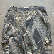 Load image into Gallery viewer, Vintage Mossy Oak Breakup Camo Adjustable Waist Pants (XL)