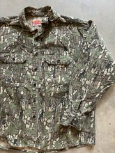 Load image into Gallery viewer, Vintage Trebark Camo Chamois Shirt (L)