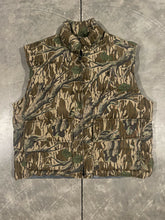 Load image into Gallery viewer, 90’s Browning Mossy Oak Treestand Down Vest (L)