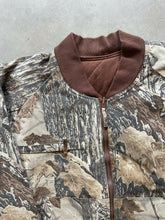 Load image into Gallery viewer, Vintage Realtree Camo Insulated Jacket (XL)