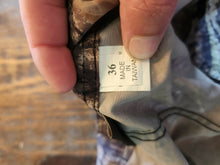 Load image into Gallery viewer, Mossy oak board shorts