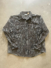 Load image into Gallery viewer, Vintage Trebark Camo Chamois Shirt (L)