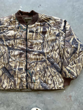 Load image into Gallery viewer, Vintage Advantage Wetlands Camo Puffer Jacket (2XL)