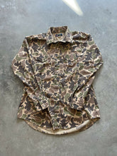 Load image into Gallery viewer, Vintage Duck Camo Lightweight Button Up Shirt (L)
