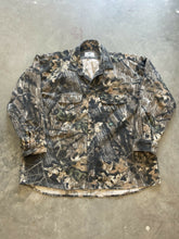 Load image into Gallery viewer, Vintage Mossy Oak Breakup Camo Chamois Shirt (3XL)