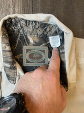 Load image into Gallery viewer, 1990’s Mossy Oak Companions Gen 1 Breakup Camo Button Up Shirt (M)