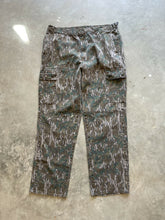 Load image into Gallery viewer, Vintage Mossy Oak Greenleaf Camo Adjustable Waist Pants (XL)