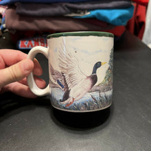 Load image into Gallery viewer, Vintage mallard duck hunting mug