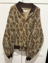 Load image into Gallery viewer, Mossy Oak Bottomland Bomber Jacket (XXL)