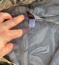 Load image into Gallery viewer, Clarkfield Corn Belt Camo Button Up Jacket XL