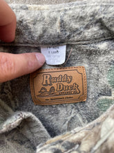 Load image into Gallery viewer, Vintage Ruddy Duck Brand Realtree Camo Chamois (XL/XXL)