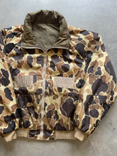 Load image into Gallery viewer, Vintage Columbia Duck Camo Puffer Jacket (XL)