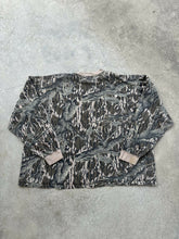 Load image into Gallery viewer, Vintage MossyOak Treestand Camo Pocket Longsleeve (XL/XXL)