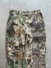 Load image into Gallery viewer, Vintage Realtree Camo Pants (M)
