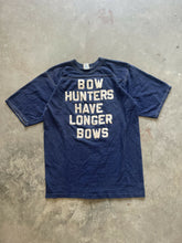 Load image into Gallery viewer, Vintage “ Bow Hunters Have Longer Bows” T-Shirt (S)