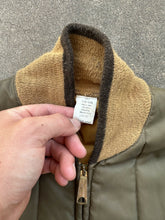 Load image into Gallery viewer, Vintage Duxbak Aircel Jacket (L)