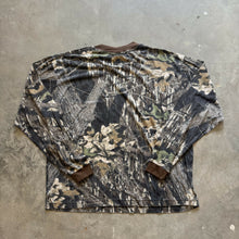 Load image into Gallery viewer, Vintage Mossy Oak Breakup Camo Shirt (2XL)