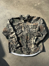 Load image into Gallery viewer, Vintage Cabela’s Seclusion Camo Button Up (L)