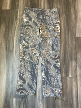 Load image into Gallery viewer, Vintage Mossy Oak Breakup Camo Adjustable Waist Chamois Pants (M)