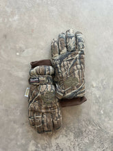 Load image into Gallery viewer, Vintage Mossy Oak Treestand Camo Gloves (L)