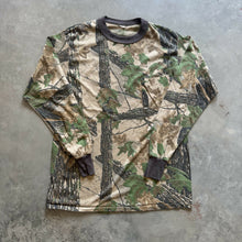 Load image into Gallery viewer, Vintage Realtree Camo Shirt (M)