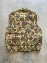 Load image into Gallery viewer, Vintage Duck Camo Puffer Vest (L)