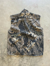 Load image into Gallery viewer, Vintage Mossy Oak Breakup Camo Sleeveless Shirt (L)